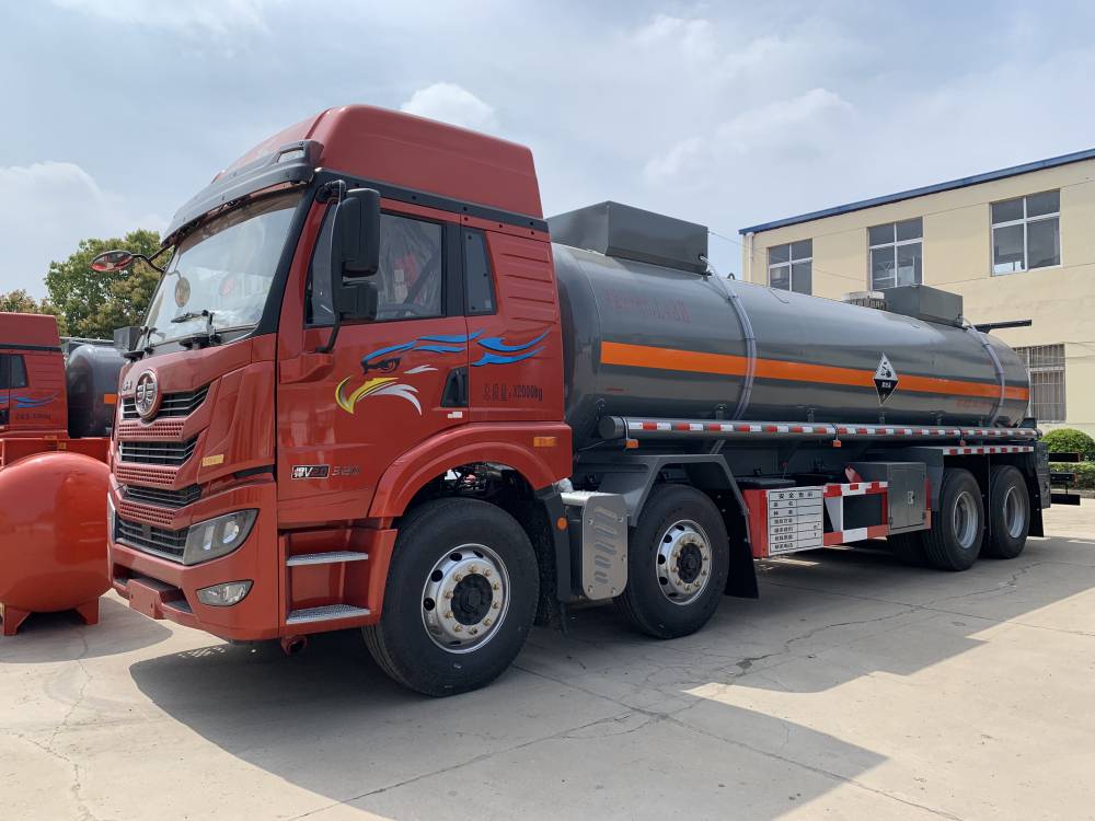 14立方氢氧化钠罐车东风天龙国六危化品运输罐车