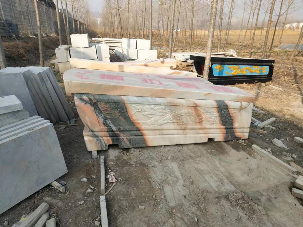 求购寻找加工定做石棺材大理石棺材迁坟石头棺材小棺材