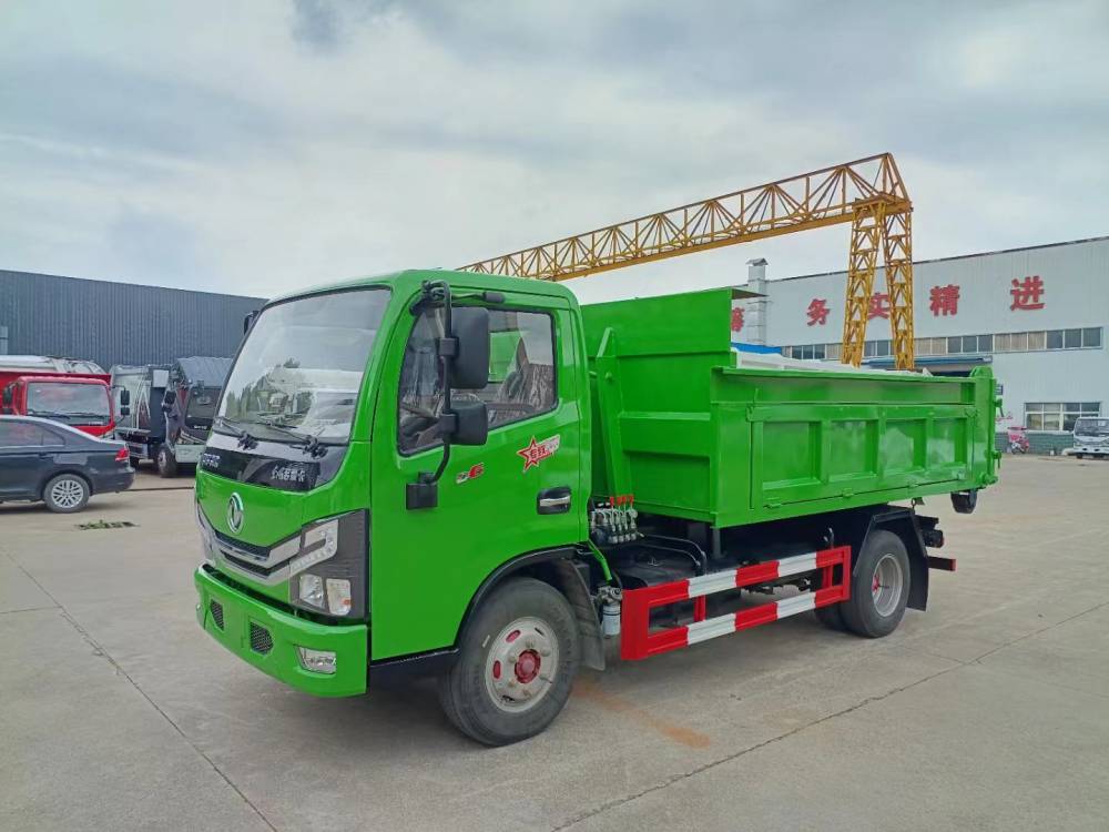 东风蓝牌8吨自卸车勾臂式车斗可卸可装载装修建筑垃圾