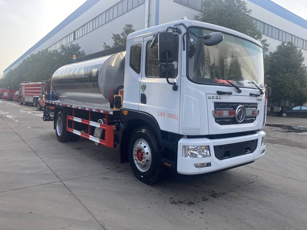 东风15方吨沥青储料运输车进口沥青泵可定制罐体容积