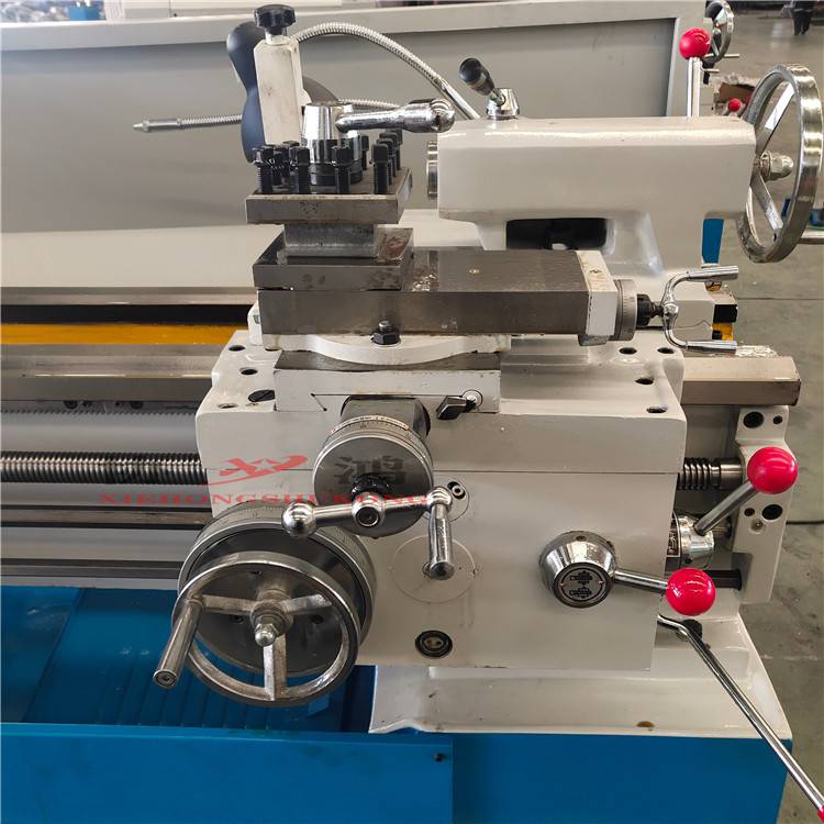 c6132小型普通车床