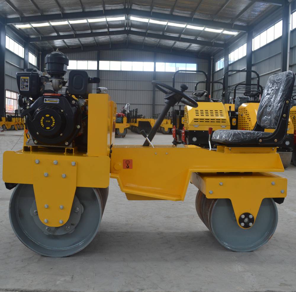 1吨双钢轮座驾压路机沟槽回填压实机双轮振动碾