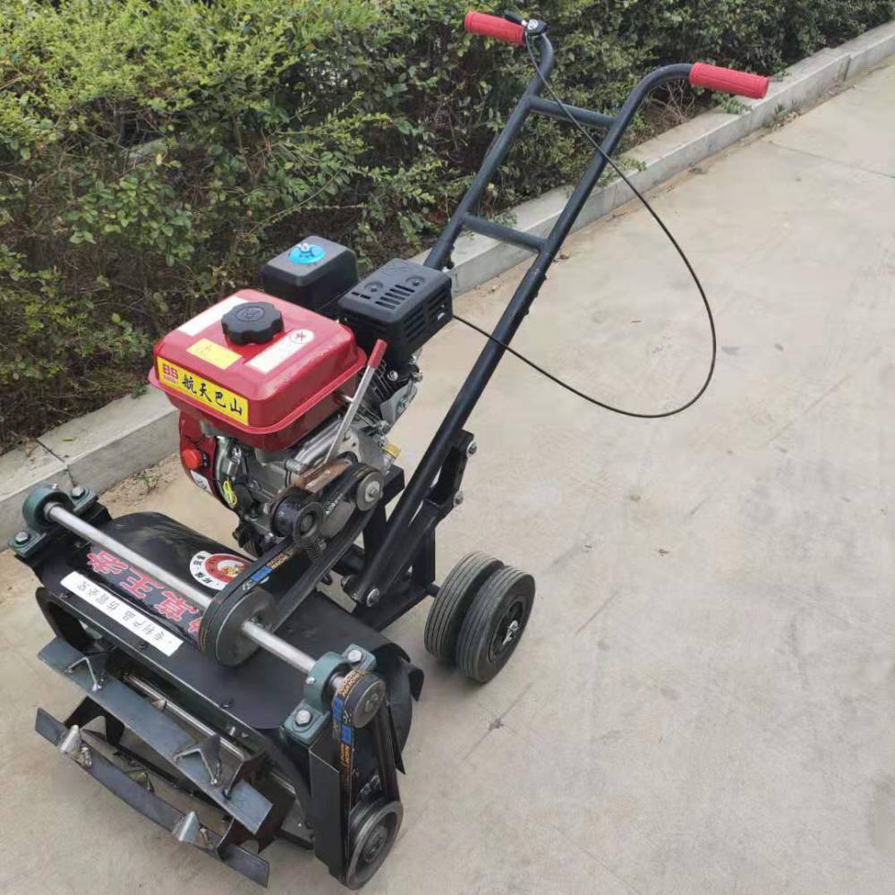 果树农田松土机富兴菜地除草机价格二冲程大面积草场割草机