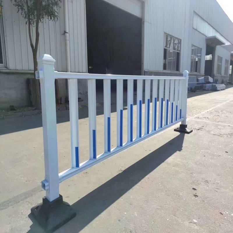 南平邵武市政锌钢围栏道路绿色护栏花箱式道路护栏