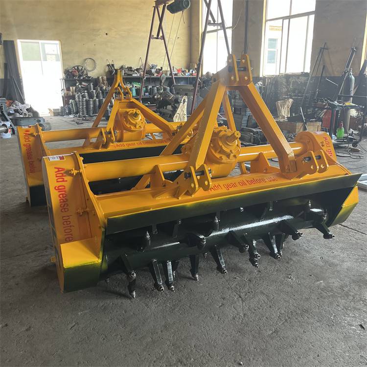 雷创重工 公路拌和机 道路修筑三七灰土拌合机 冷再生小宝马路拌机