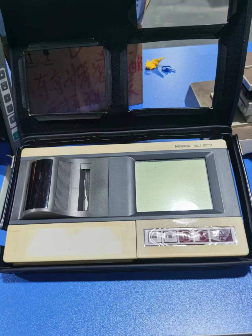 日本三丰mitutoyo 八成新手持式粗糙度仪sj301