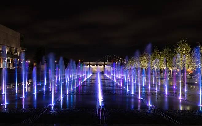 积石山12万亩旱田穿上“保湿衣”