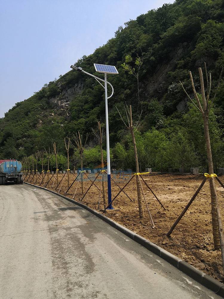 铁岭锂电池太阳能路灯led路灯报价单新农村太阳能路灯配置