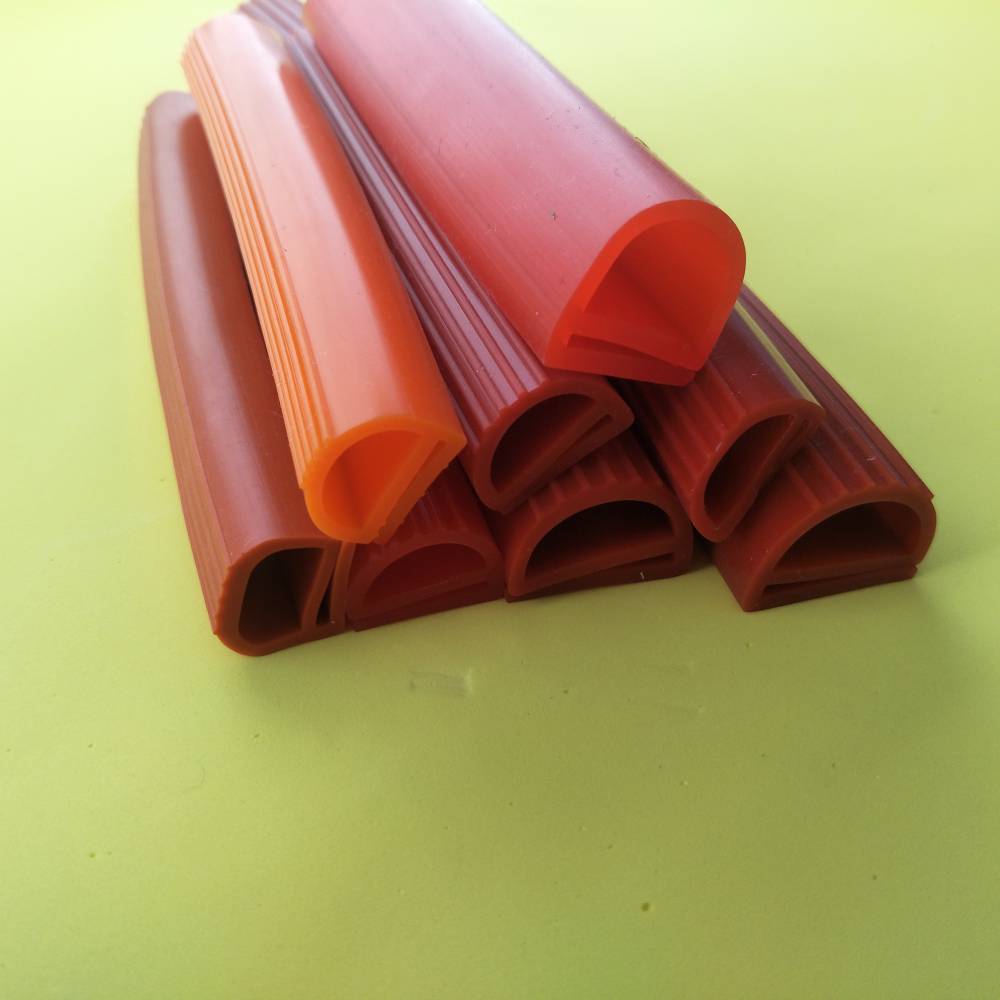 汽车玻璃密封胶条河北挡风玻璃密封压条h型玻璃视窗固定三口嵌条