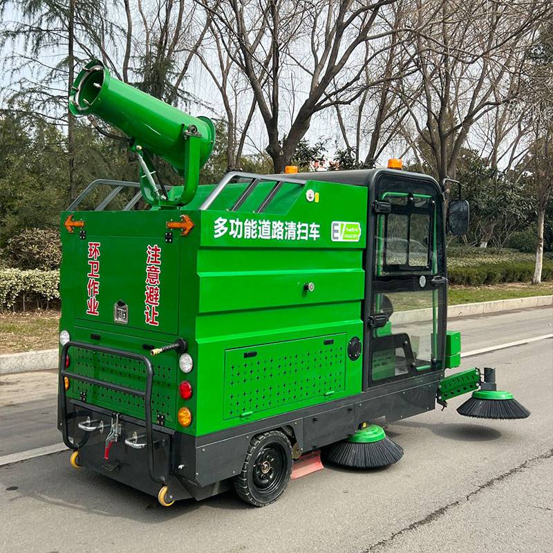 科腾环卫扫地机中型驾驶式扫地车封闭式五刷清扫车48v100a