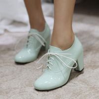 供应外贸批发女式系带粗跟韩版鞋女鞋大码女鞋支持一件代发网络代理