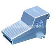 供应原装亚德客脚踏阀3F21008L