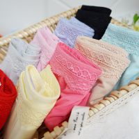 *** 舒適女士?jī)?nèi)褲 蕾絲中腰透氣三角褲 廠家直銷