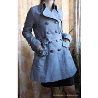 供應(yīng)2013秋冬款女式風衣 長款大衣 呢子外套 承接各類服裝訂做
