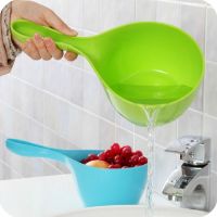 炫彩优质水勺 厨房用品塑料水舀 ***加厚水瓢 长柄时尚浴勺 68g