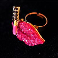 2014新品特卖韩国高端精致嘴唇活口戒指女式耳饰饰品批发厂家直销