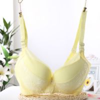 红豆内衣 收副乳深v聚拢文胸 蕾丝奢华中模杯刺绣胸罩 品牌正品