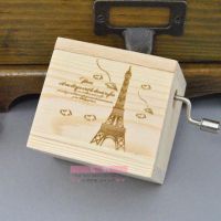 飞歌 实木手摇音乐盒木质八音盒 天空之城生日礼物创意礼品 批发