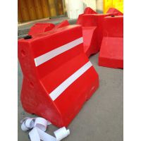 滚塑隔离墩、塑料隔离防撞墩、600X600规格、进口原料制作厂家直销