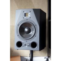 ǵ Adam Audio A8X