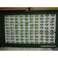 2013年新款夜光饰品，时尚戒指，小额批发时尚夜光戒指