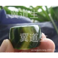 天然A货绿玛瑙扳指 玛瑙指环 玛瑙戒指 飘花绿玛瑙玉扳指 玉戒指