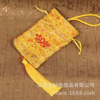 *** 手工刺繡蓮花香包香囊批發(fā) 荷包空袋錦囊掛件廠家直銷