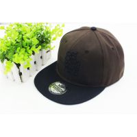 red leather snapback hat/black hat and cap/black and white h