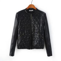 G824女式歐美風(fēng)秋冬新款手工鉚釘絎繡薄棉修身機(jī)車款長(zhǎng)袖皮衣外套