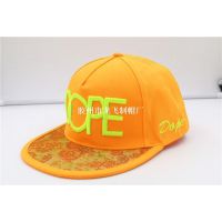 red leather snapback hat/black hat and cap/black and white h