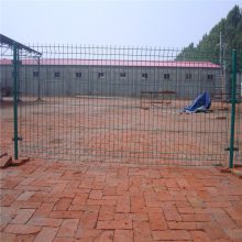 围墙护栏网厂家 球场铁丝围栏网 铜楼梯护栏