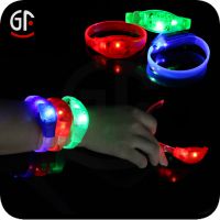 LED发光声控手环 夜光手环 发光手环 助威道具  免费样品