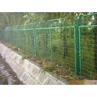 安徽供应优质的高速公路隔离网 小区围墙铁丝网 厂区围栏网 机场防护网 圈地围栏网生产厂家