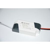 高可靠,抗干扰8-12*1W LED天花灯驱动恒流电源