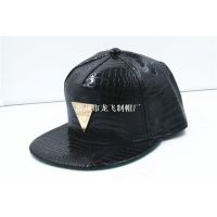 red leather snapback hat/black hat and cap/black and white h