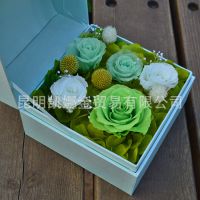 高档保鲜花礼盒永生花情人节礼品生日礼物送爱人一件代发清新素雅