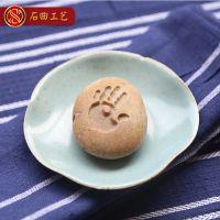 欧美热销 天然磨砂石头工艺品 深刻小图案 复古礼品 可定制logo
