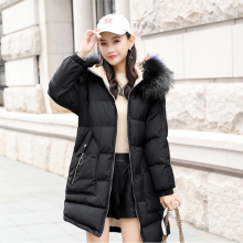 廣州便宜冬裝加厚羽絨服 批發(fā)女式棉服貉子超大毛領(lǐng)連帽外套 白鴨絨棉服
