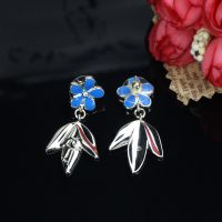 新款小香耳钉 合金滴油花瓣耳钉 双CC韩版时尚耳饰品