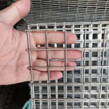 304不锈钢电焊网片 碰焊网 不锈钢护栏防护网1米*2米平片加粗