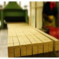 岩棉板厂家|河北万瑞化工建材有限公司价格实惠质量优良