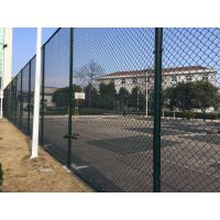 勾花菱形护栏网￥直销操场围护网片￥训练场防护围栏网价格