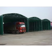 电动大伞帐篷遮阳高度可过8米左右。上面人上布可站人结实牢固