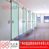 富滋雅供应PVC环保轻型板材塑料隔板加厚坚固塑胶隔断墙安装简易卫生间门