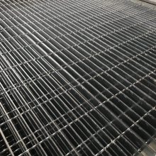 苏州凯尼钢格板提供材质Q235优质的耐腐蚀钢格板、格栅板、热镀锌钢格栅板、踏步板等