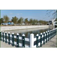 汉川PVC草坪护栏厂 PVC绿化护栏 围墙护栏 小区花坛护栏