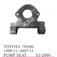  TOYOTA 7FD40 1999/11-2007/11 泵