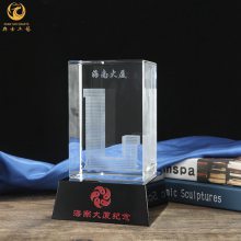 工程车汽车公司周年庆礼品，企业奠基仪式纪念品，水晶内雕卡车摆件，上海水晶内雕工艺品