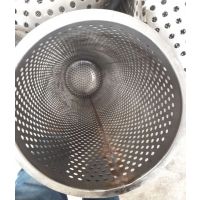 304不锈钢滤芯骨架 钢板冲孔过滤管 直缝焊接多孔板过滤筒