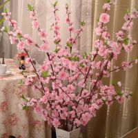厂家批发绢花仿真桃花客厅落地装饰假花植物60头樱花枝室外梅花